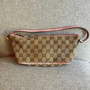 Vintage Gucci pochette boat bag with pink leather trim